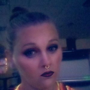 Meet your Posher, Dianna